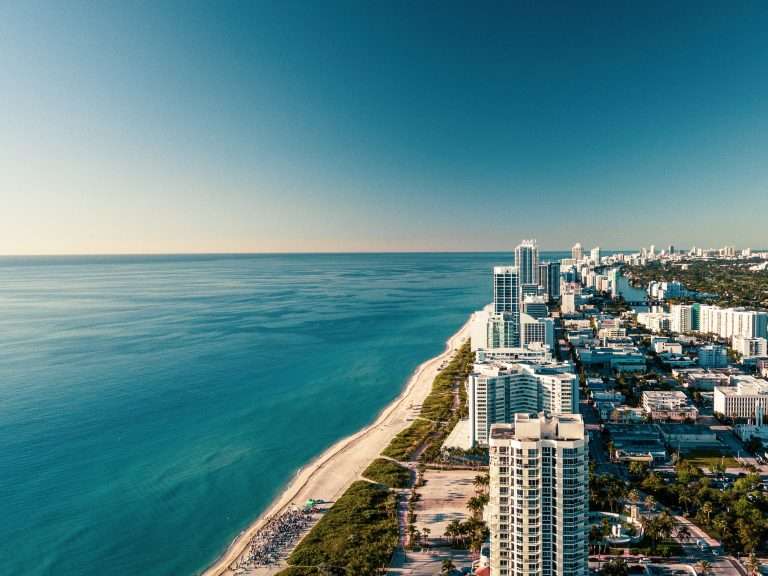 Crewfare Blog: The Best Events of South Beach Wine and Food Festival 2024