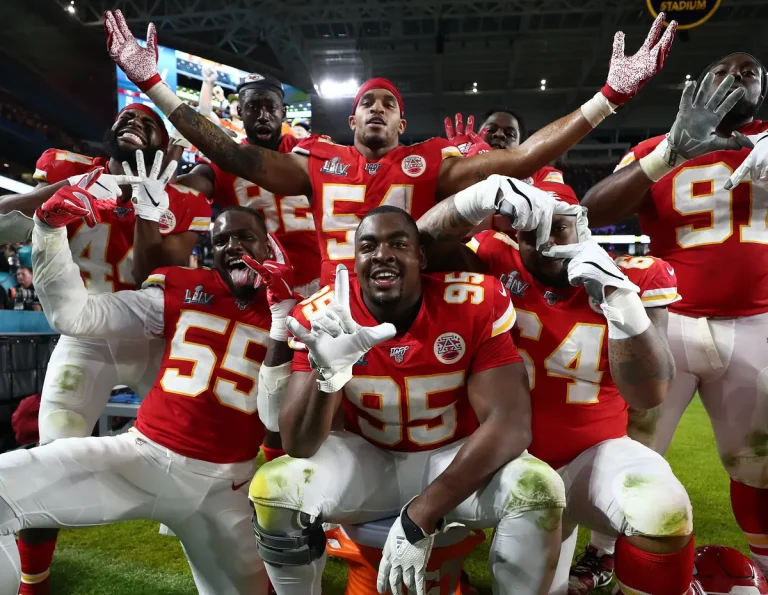 Crewfare Blog: Top 15 NFL Games to Travel to in 2024: Must-See Matchups and Exciting Destinations