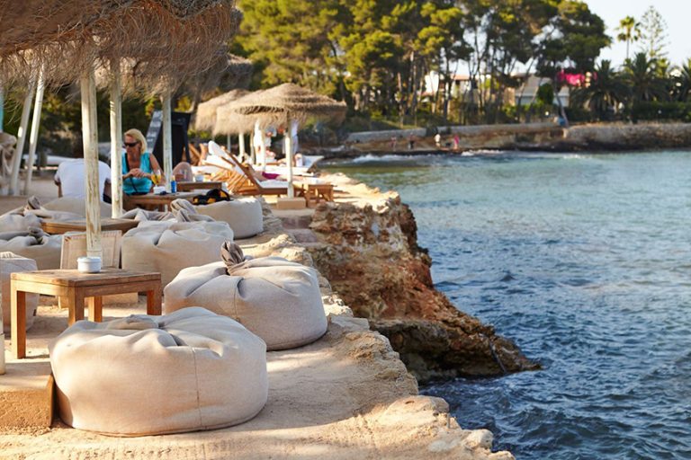Crewfare Blog: The 5 Hottest Beach Clubs in Ibiza to Hit This Summer
