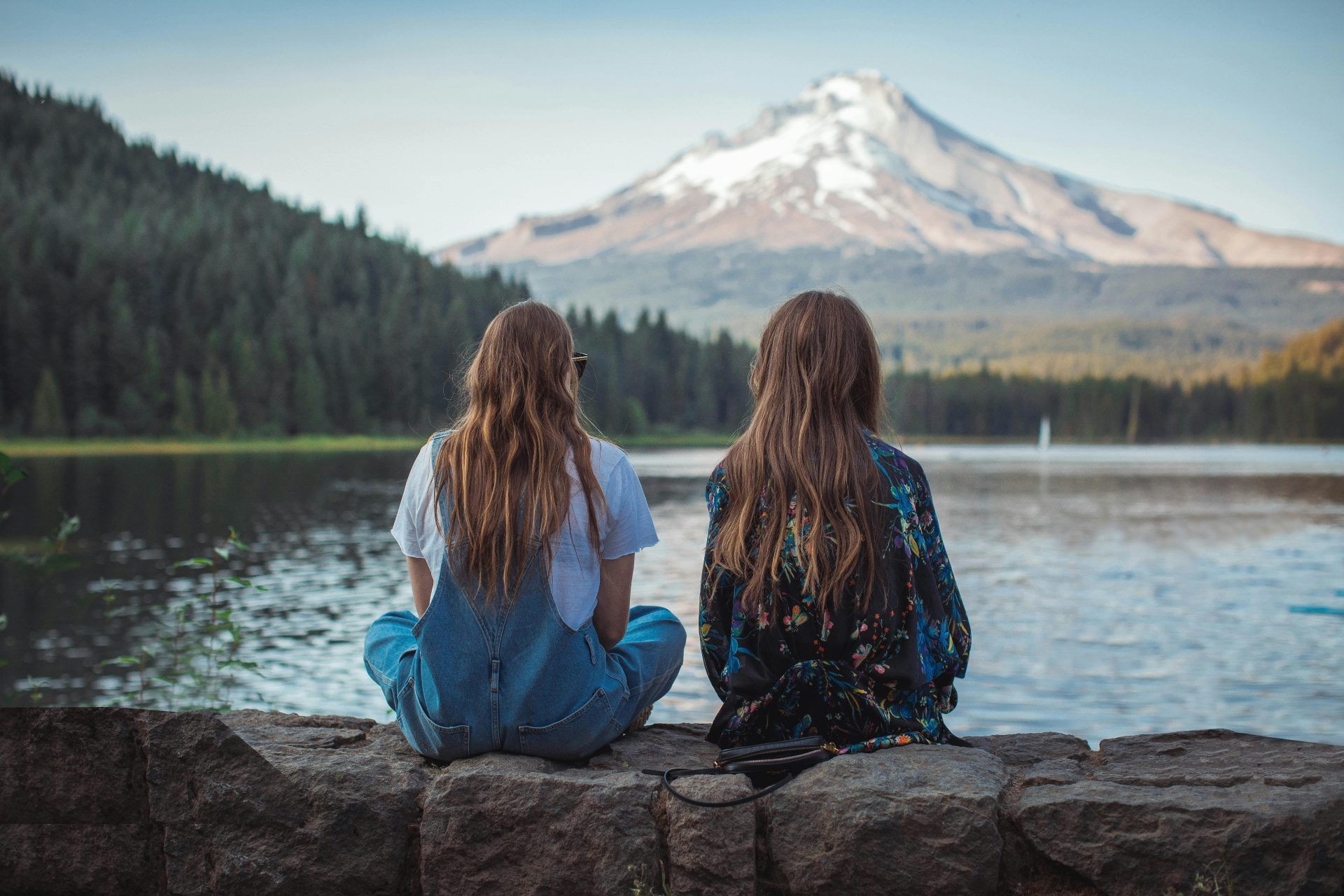 Travel Tips & Hacks: The Ultimate Guide